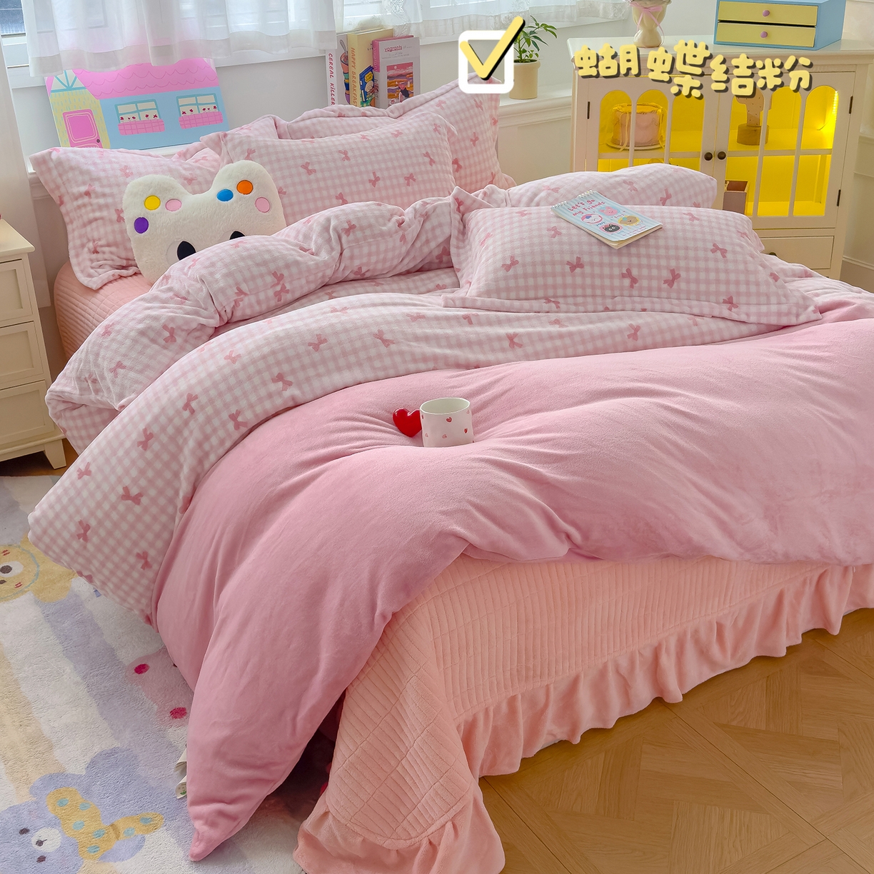 91家纺网 家纺一手货源 找家纺 （总）赫梵茜 2025新款亲肤舒适爆款•牛奶绒花边床盖款四件套