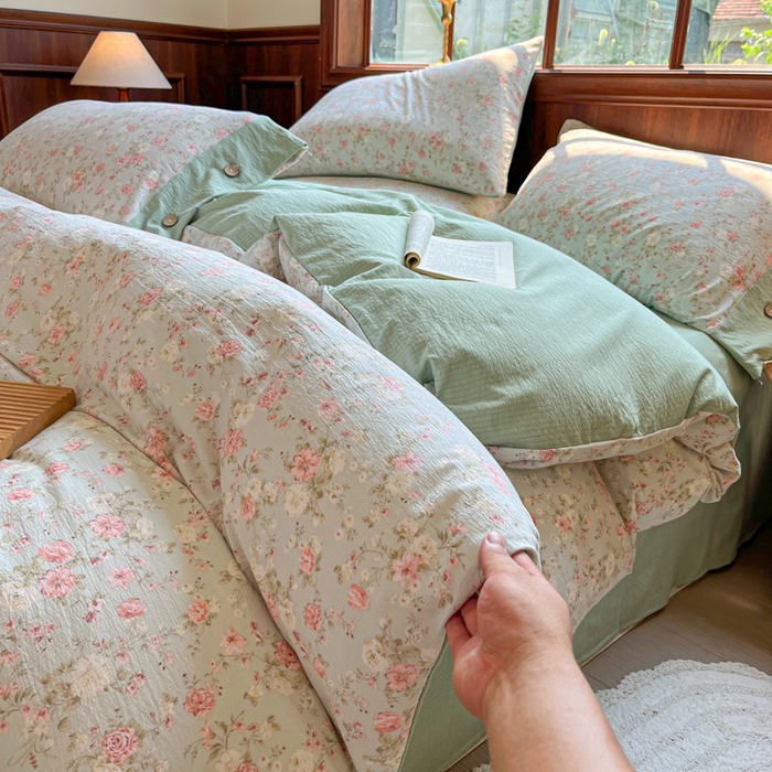 91家纺网 家纺一手货源 找家纺 爱彼家纺 2025新款亲肤舒适原麻亚麻水洗棉四件套-纽扣款 花似锦绿