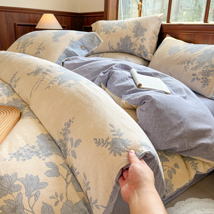 91家纺网 家纺一手货源 找家纺 爱彼家纺 2025新款亲肤舒适原麻亚麻水洗棉四件套-纽扣款 兰亭序