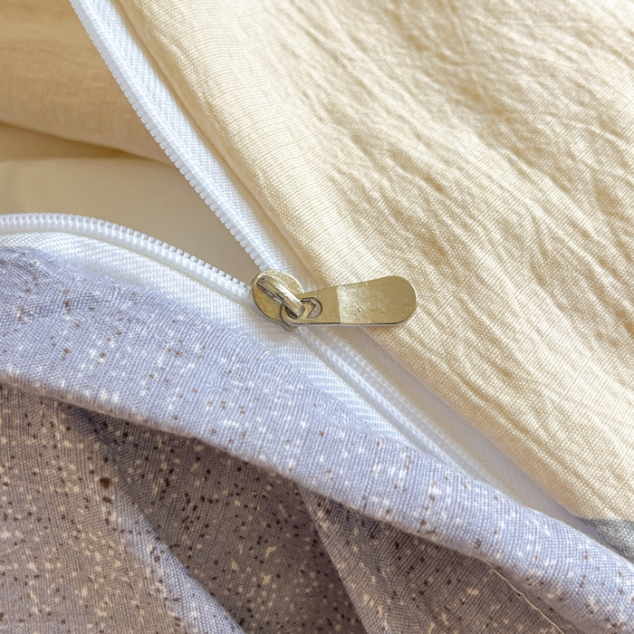 91家纺网 家纺一手货源 找家纺 爱彼家纺 2025新款亲肤舒适原麻亚麻水洗棉四件套-纽扣款 兰亭序