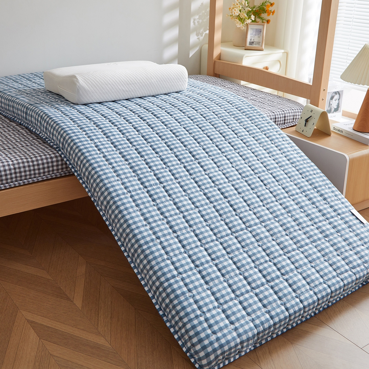 91家纺网 家纺一手货源 找家纺 （总）缦吉 2025新款密格新疆棉花抗压棉学生款床垫