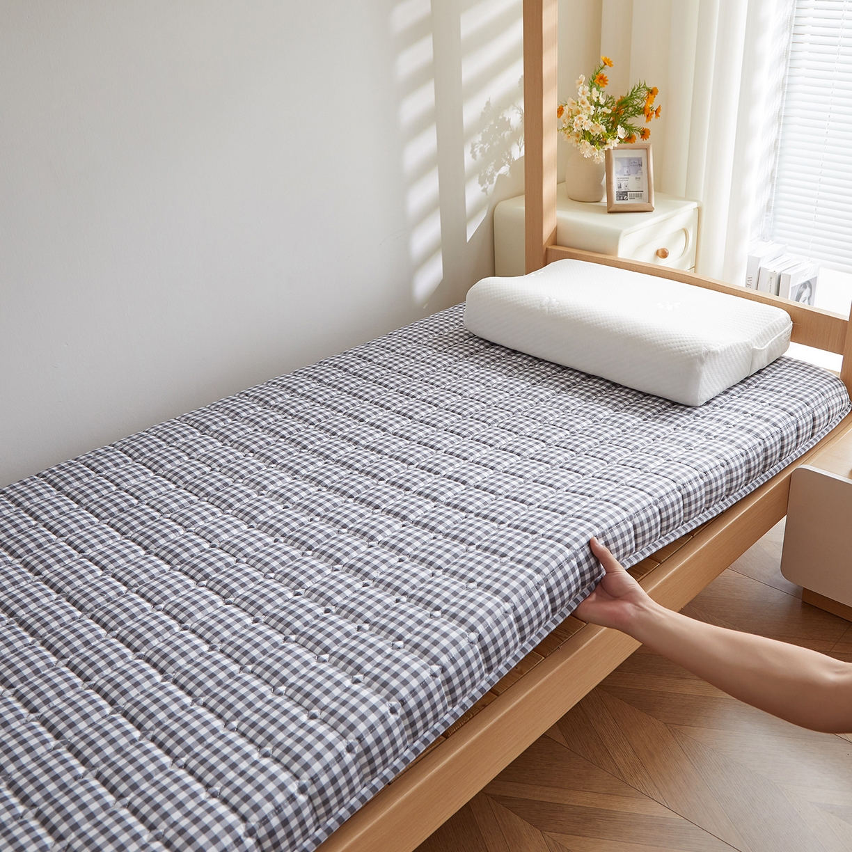 91家纺网 家纺一手货源 找家纺 （总）缦吉 2025新款密格新疆棉花抗压棉学生款床垫