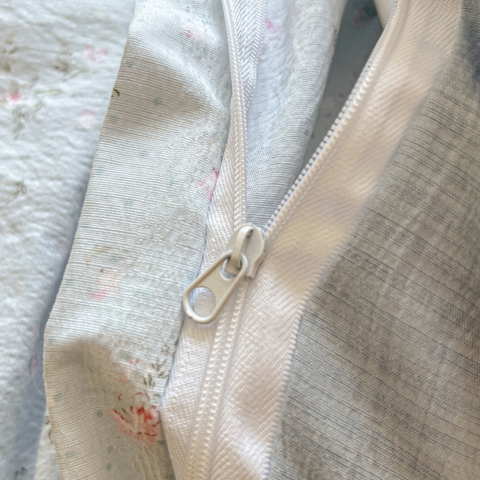 91家纺网 家纺一手货源 找家纺 爱彼家纺 2025新款亲肤舒适原麻亚麻水洗棉四件套-纽扣款 蓝雾漫枝