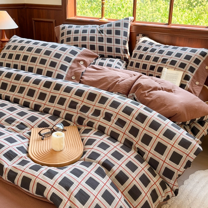 91家纺网 家纺一手货源 找家纺 爱彼家纺 2025新款亲肤舒适原麻亚麻水洗棉四件套-纽扣款 素简格