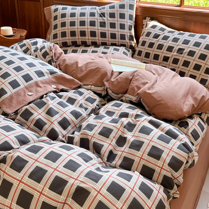 91家纺网 家纺一手货源 找家纺 爱彼家纺 2025新款亲肤舒适原麻亚麻水洗棉四件套-纽扣款 素简格