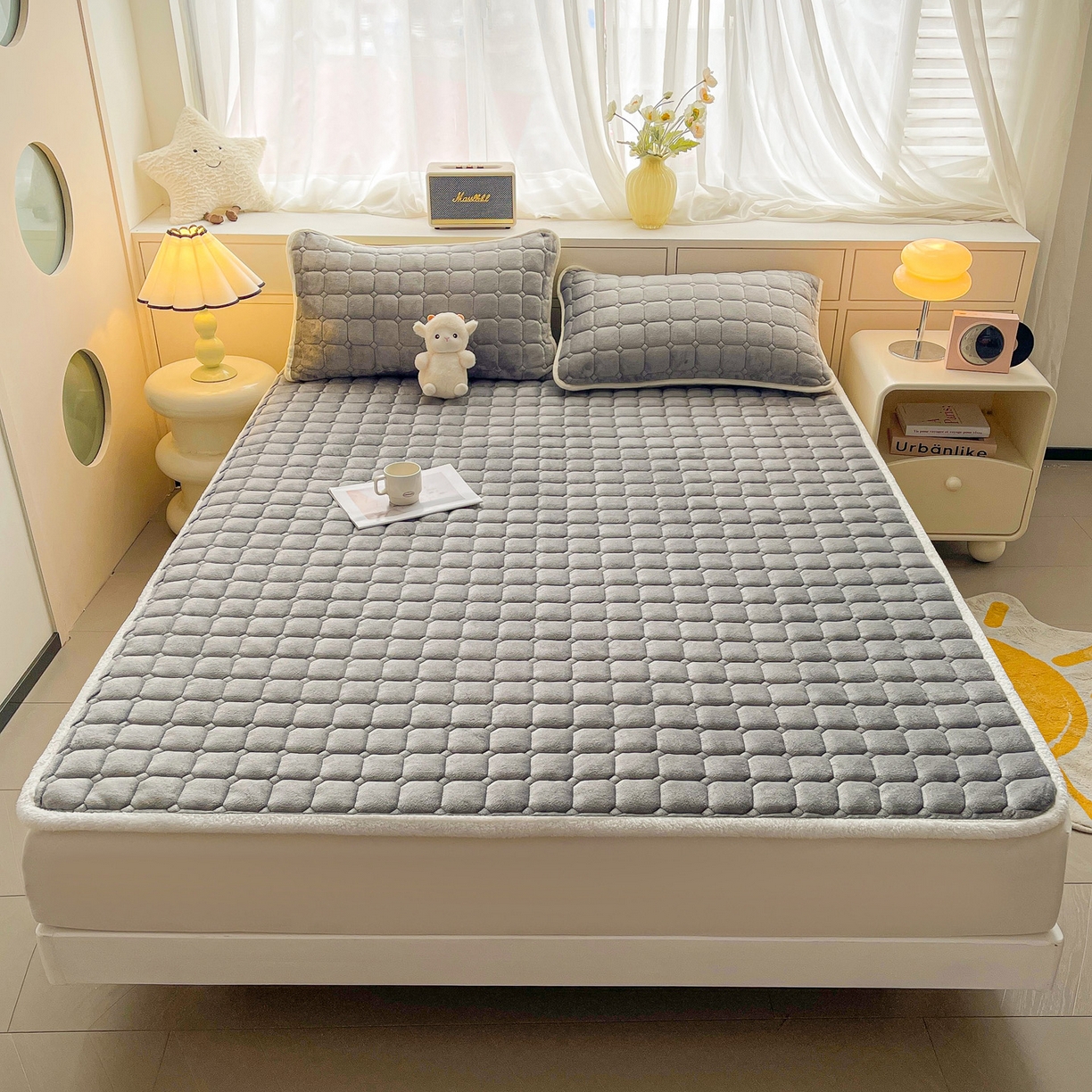 91家纺网 家纺一手货源 找家纺 眠势力 2025新款牛奶绒床垫加绒床褥子秋冬保暖珊瑚绒夹棉床护垫 高冷灰