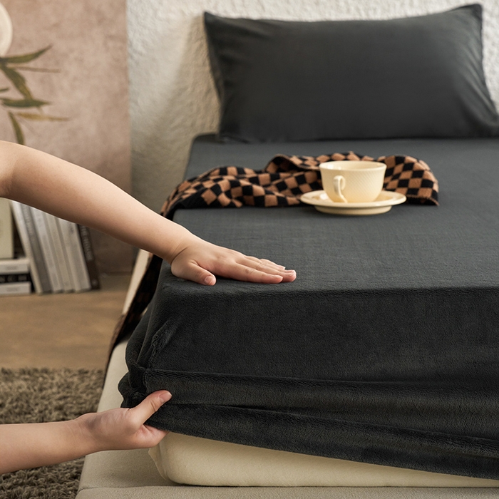 91家纺网 家纺一手货源 找家纺 千朵森 2025新款全消光牛奶绒床笠单床笠单品床笠单件床笠-芙妮 芙妮-雅士灰