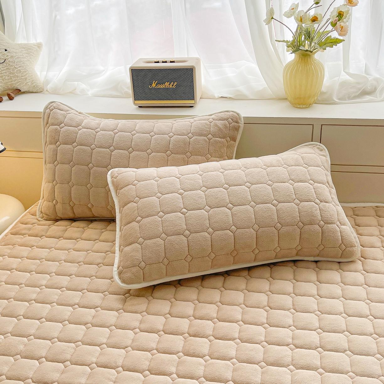 91家纺网 家纺一手货源 找家纺 眠势力 2025新款牛奶绒床垫加绒床褥子秋冬保暖珊瑚绒夹棉床护垫 卡其