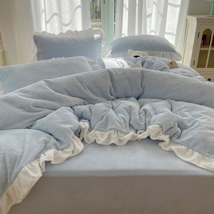 91家纺网 家纺一手货源 找家纺 六巷胡同 2025新款韩版知画牡丹A类牛奶绒花边款四件套 知画牡丹-蓝