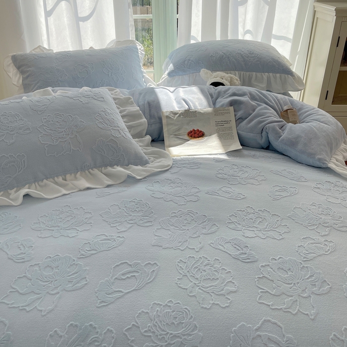 91家纺网 家纺一手货源 找家纺 六巷胡同 2025新款韩版知画牡丹A类牛奶绒花边款四件套 知画牡丹-蓝