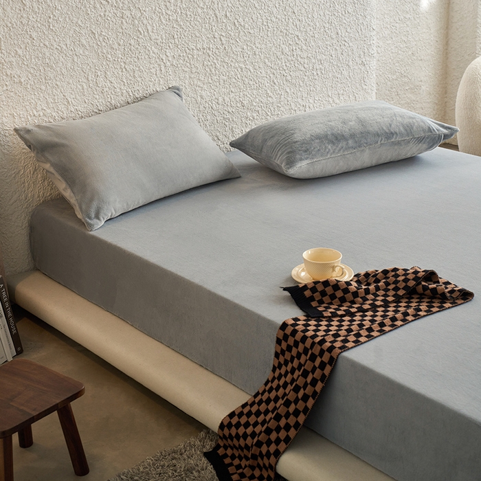 91家纺网 家纺一手货源 找家纺 千朵森 2025新款全消光牛奶绒床笠单床笠单品床笠单件床笠-芙妮 芙妮-印月灰