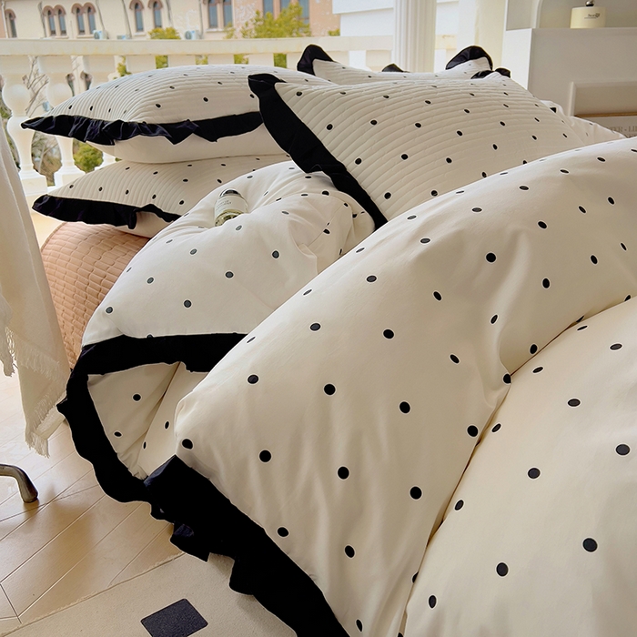 91家纺网 家纺一手货源 找家纺 （总）美梦家纺 2025新款牛奶绒花边夹棉床盖四件套