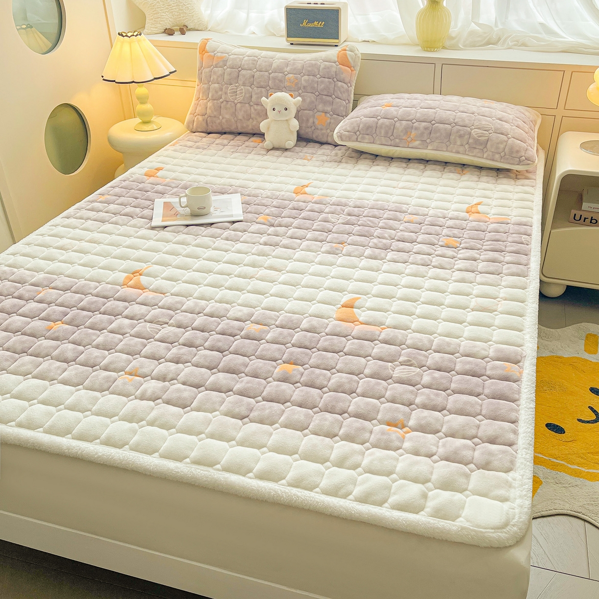 91家纺网 家纺一手货源 找家纺 眠势力 2025新款牛奶绒床垫加绒床褥子秋冬保暖珊瑚绒夹棉床护垫 梦幻星空