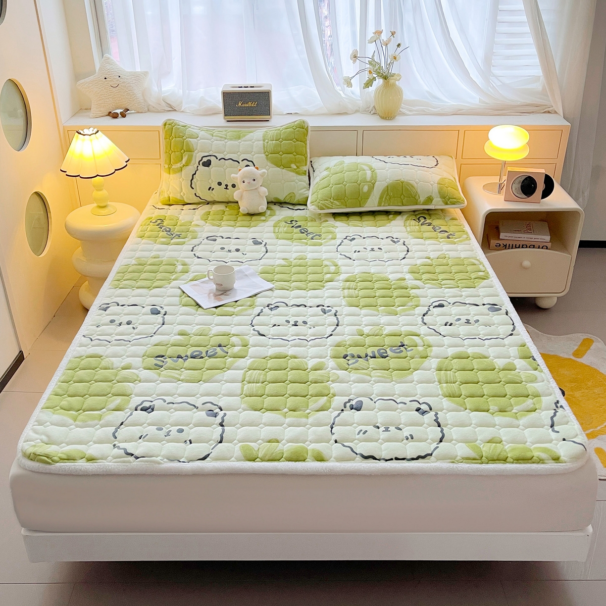 91家纺网 家纺一手货源 找家纺 眠势力 2025新款牛奶绒床垫加绒床褥子秋冬保暖珊瑚绒夹棉床护垫 泡泡熊