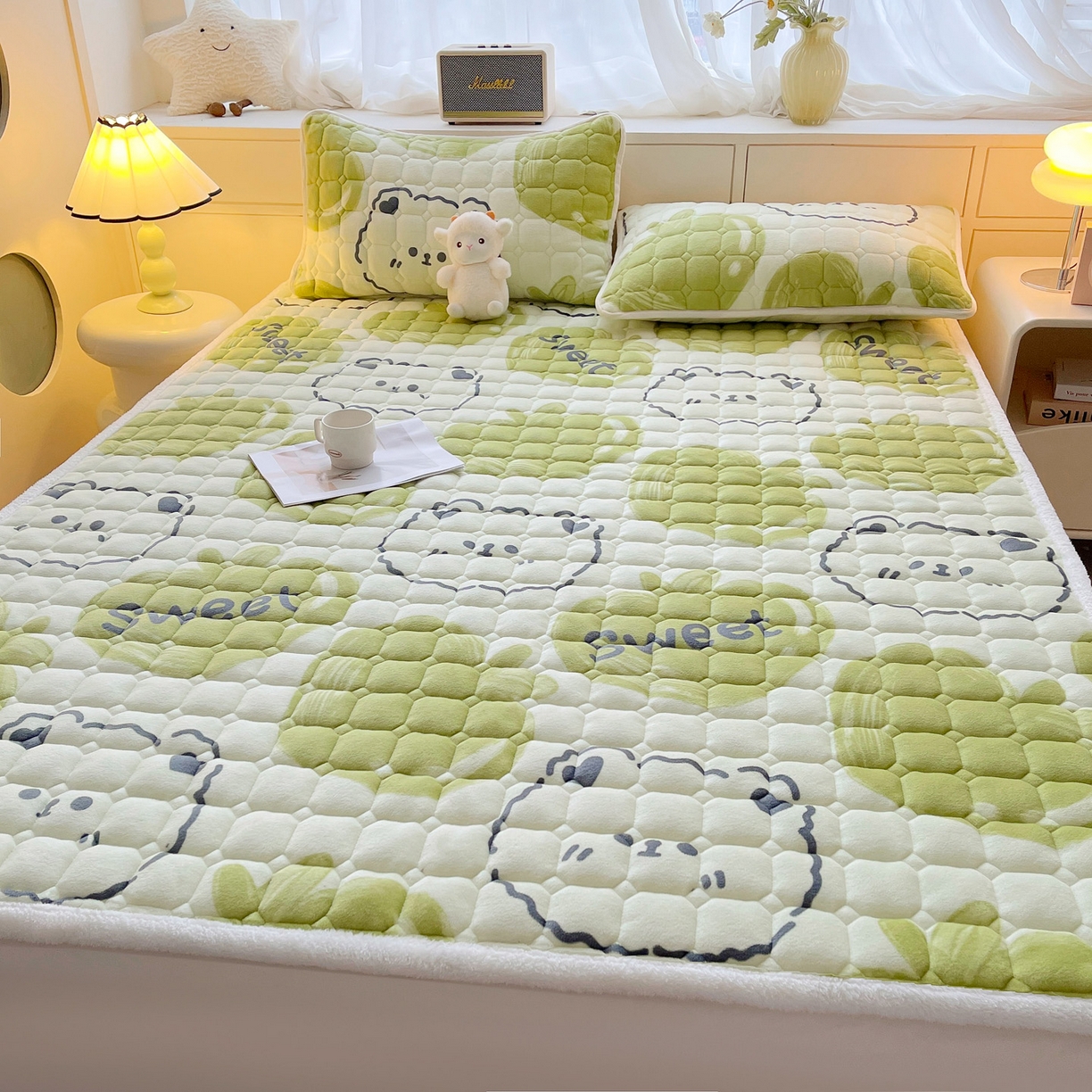 91家纺网 家纺一手货源 找家纺 眠势力 2025新款牛奶绒床垫加绒床褥子秋冬保暖珊瑚绒夹棉床护垫 泡泡熊