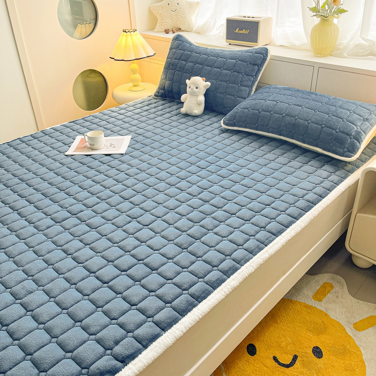 91家纺网 家纺一手货源 找家纺 眠势力 2025新款牛奶绒床垫加绒床褥子秋冬保暖珊瑚绒夹棉床护垫 新黛蓝