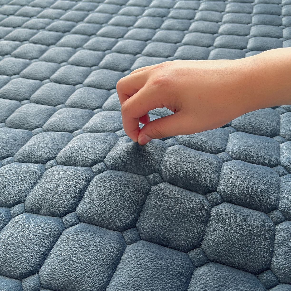 91家纺网 家纺一手货源 找家纺 眠势力 2025新款牛奶绒床垫加绒床褥子秋冬保暖珊瑚绒夹棉床护垫 新黛蓝