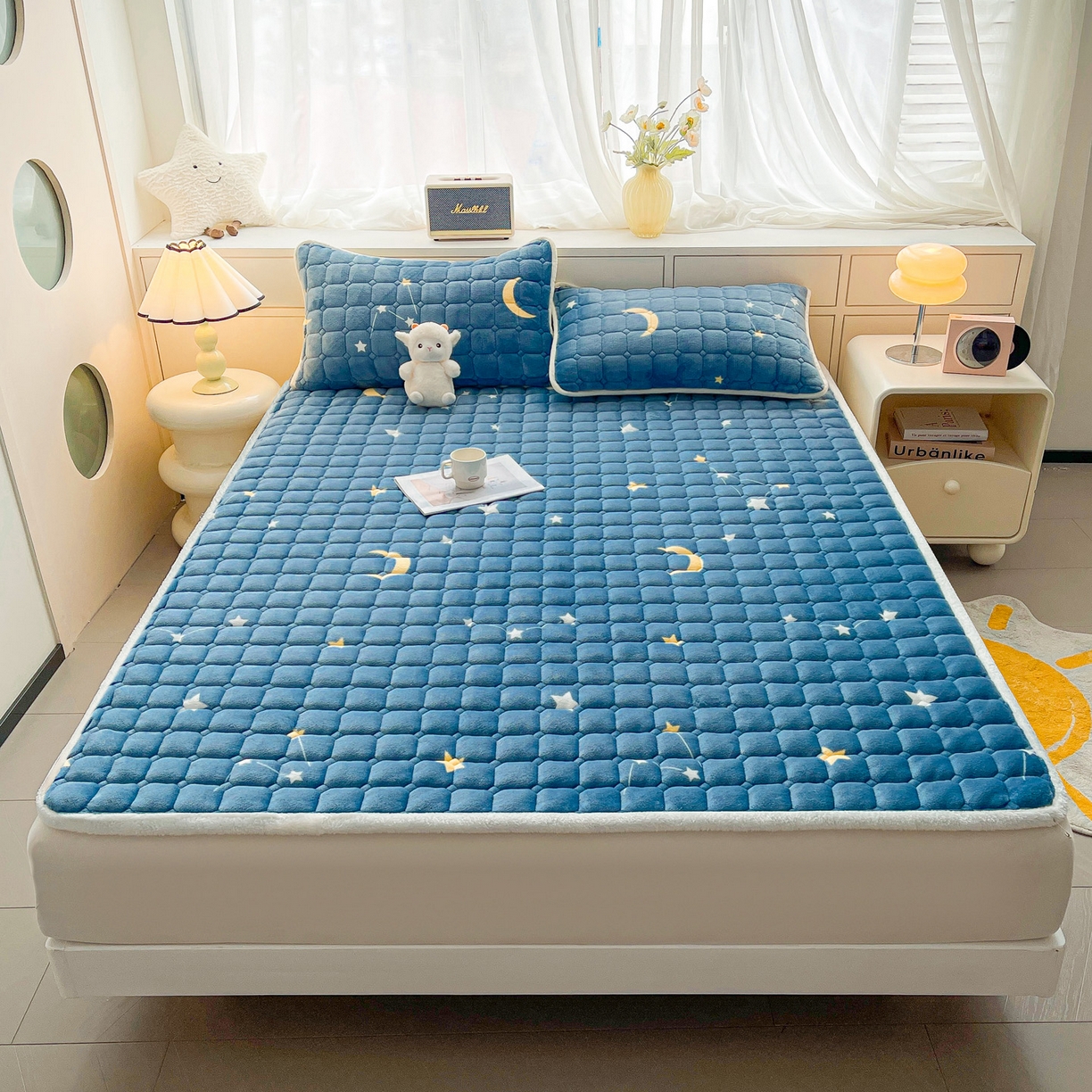 91家纺网 家纺一手货源 找家纺 眠势力 2025新款牛奶绒床垫加绒床褥子秋冬保暖珊瑚绒夹棉床护垫 星月