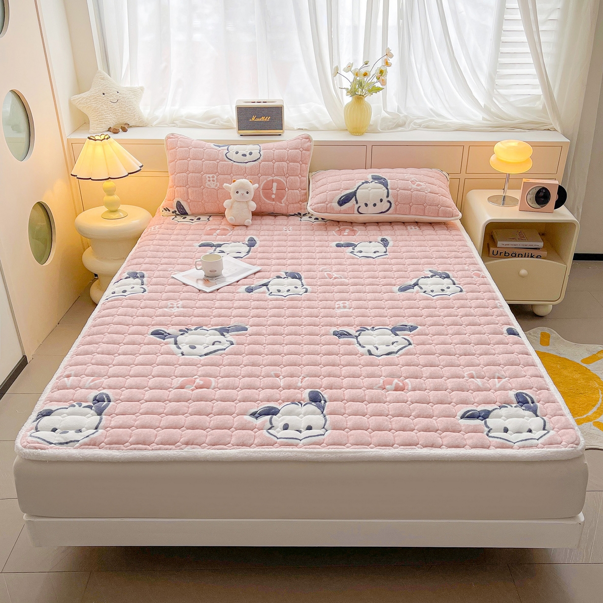 91家纺网 家纺一手货源 找家纺 眠势力 2025新款牛奶绒床垫加绒床褥子秋冬保暖珊瑚绒夹棉床护垫 音符小熊