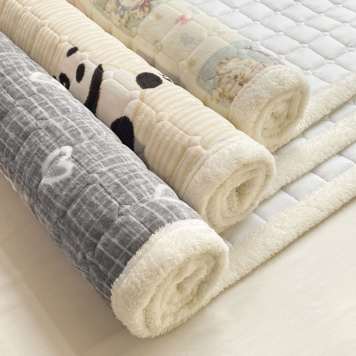 91家纺网 家纺一手货源 找家纺 眠势力 2025新款牛奶绒床垫加绒床褥子秋冬保暖珊瑚绒夹棉床护垫 组合图仅供展示不可下单