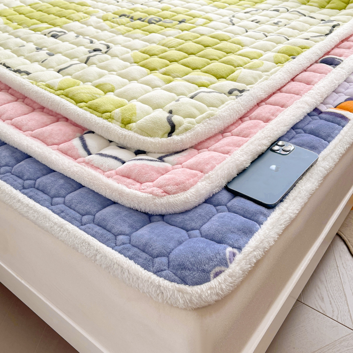 91家纺网 家纺一手货源 找家纺 眠势力 2025新款牛奶绒床垫加绒床褥子秋冬保暖珊瑚绒夹棉床护垫 组合图仅供展示不可下单