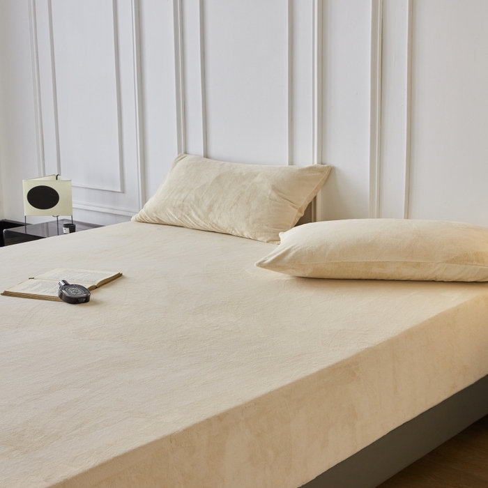 91家纺网 家纺一手货源 找家纺 千朵森 2025新款全消光牛奶绒床笠单床笠单品床笠单件床笠-芙妮 芙妮-奶芋黄