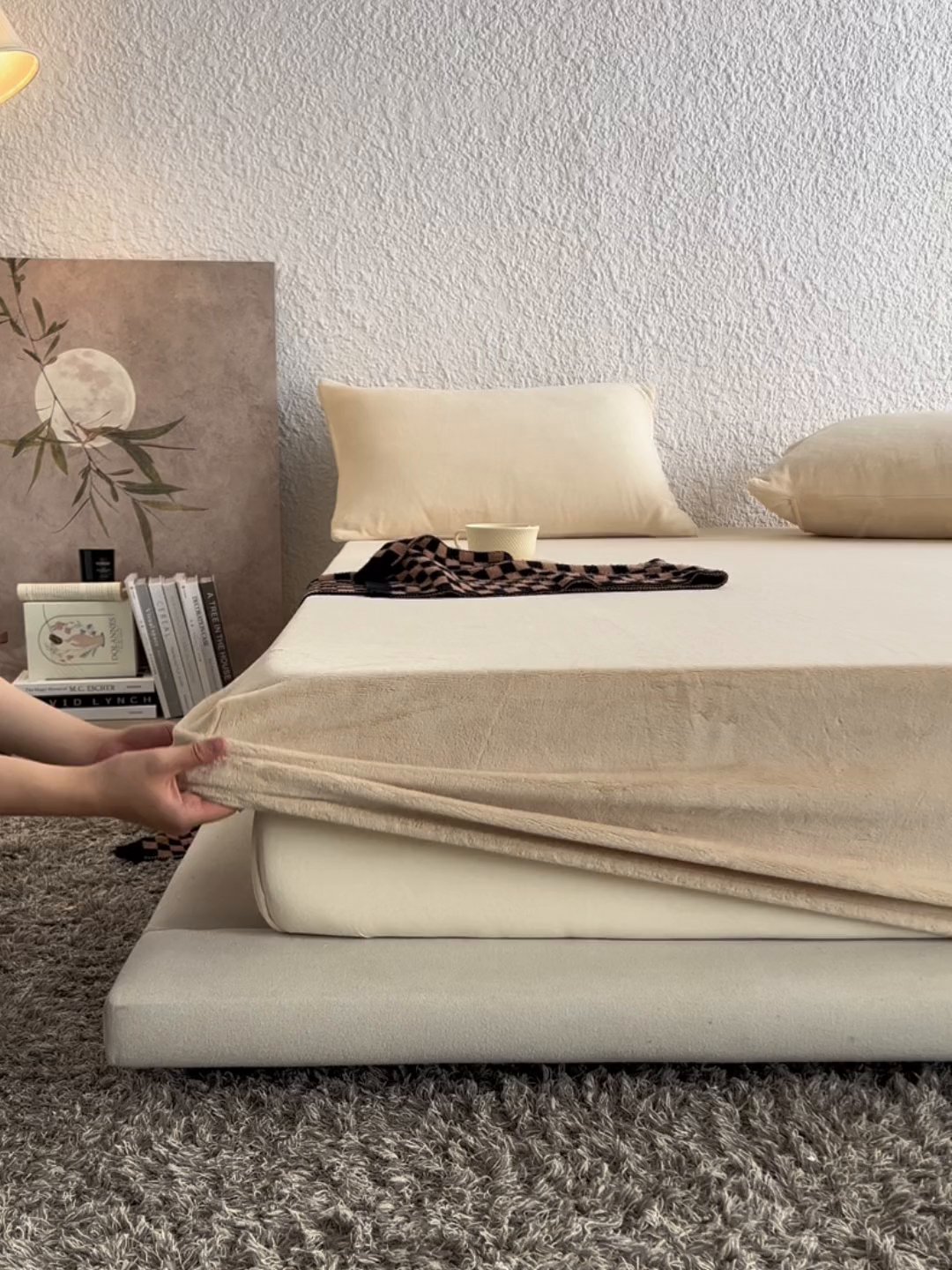 91家纺网 家纺一手货源 找家纺 千朵森 2025新款全消光牛奶绒床笠单床笠单品床笠单件床笠-芙妮 芙妮-奶芋黄