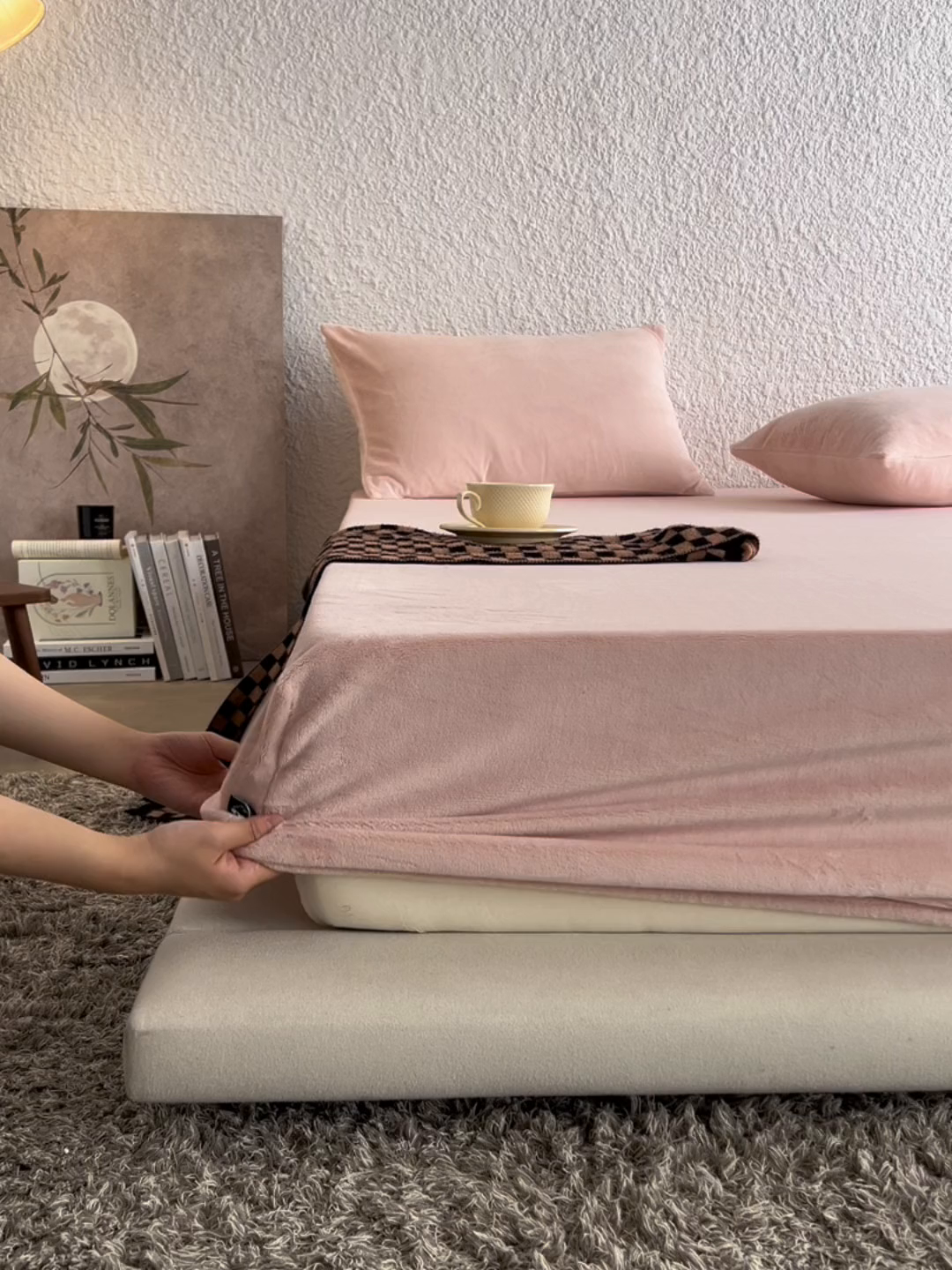 91家纺网 家纺一手货源 找家纺 千朵森 2025新款全消光牛奶绒床笠单床笠单品床笠单件床笠-芙妮 芙妮-香草粉