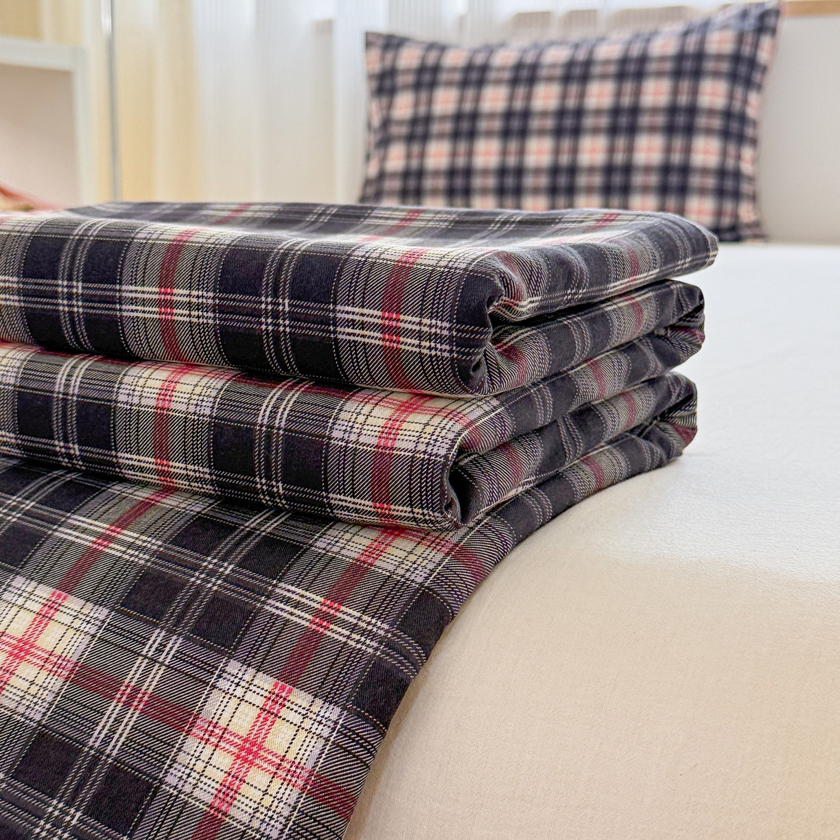 91家纺网 家纺一手货源 找家纺 丽美人家纺 2025新款全棉纯棉磨毛单床单 床单单件 黑纹格