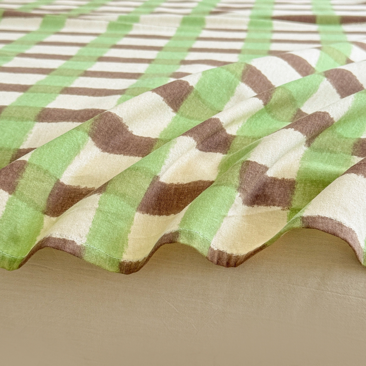 91家纺网 家纺一手货源 找家纺 丽美人家纺 2025新款全棉纯棉磨毛单床单 床单单件 方格绿