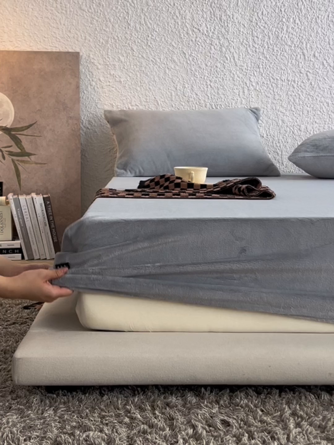 91家纺网 家纺一手货源 找家纺 千朵森 2025新款全消光牛奶绒床笠单床笠单品床笠单件床笠-芙妮 芙妮-印月灰