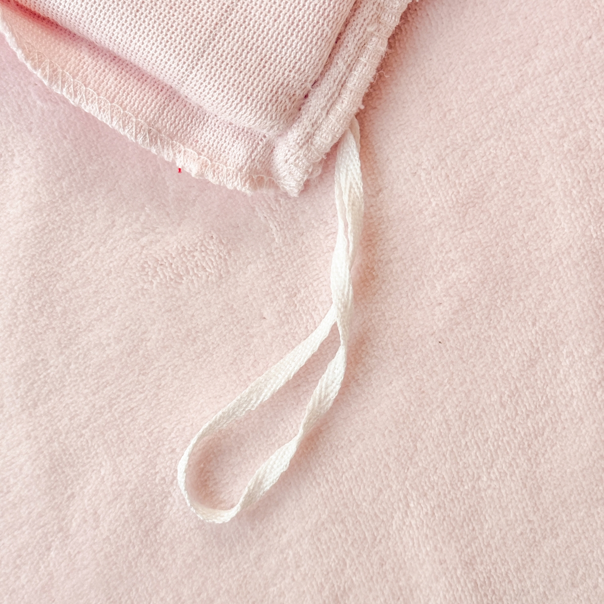 91家纺网 家纺一手货源 找家纺 KA家纺 2025新款绣花嵌绳牛奶绒四件套-元气满满系列 元气满满粉