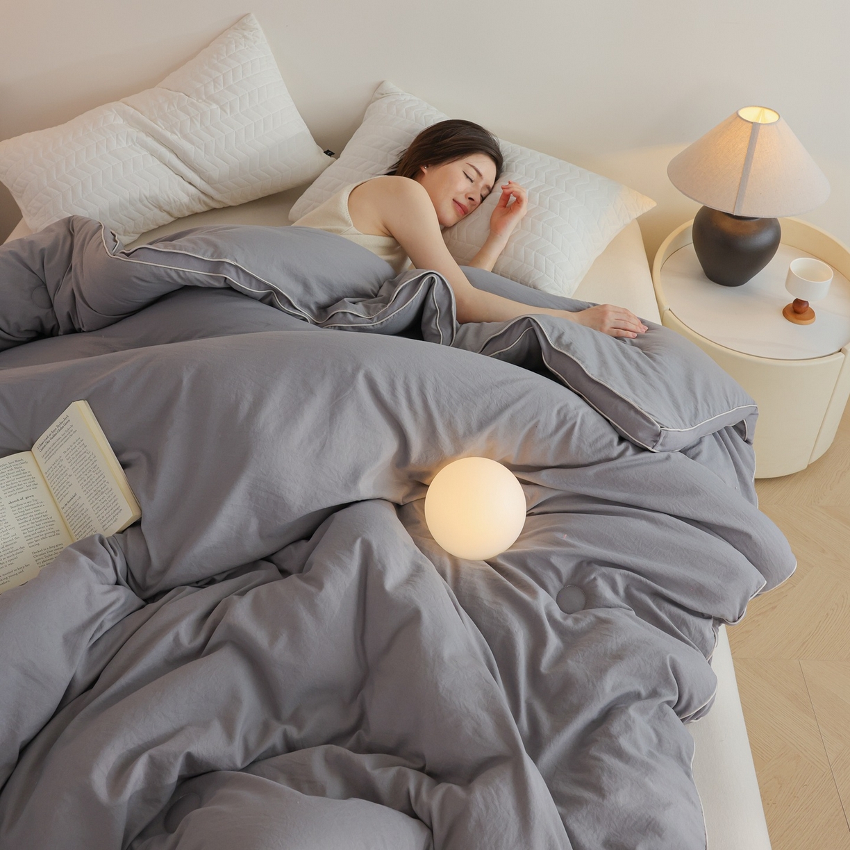 91家纺网 家纺一手货源 找家纺 益多眠 2025新款立体滚边大豆被 被子被芯 滚边立体--浅灰