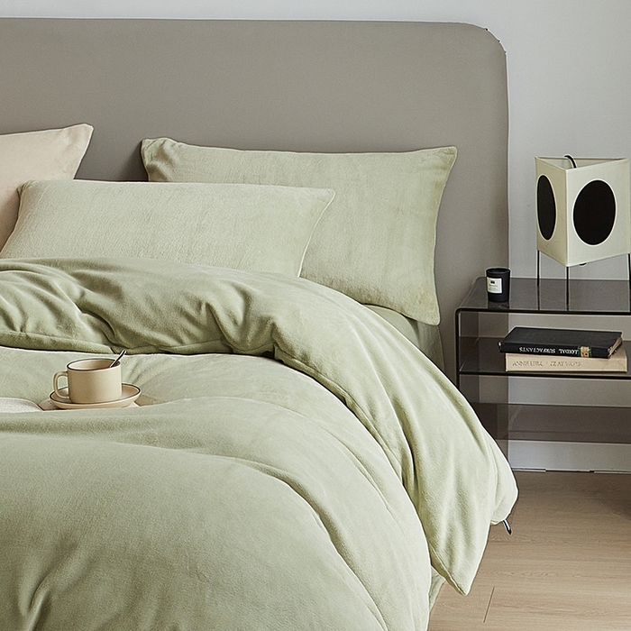 千朵森 2025新款高克重全消光纯色牛奶绒套件四件套 风格二 绿芙