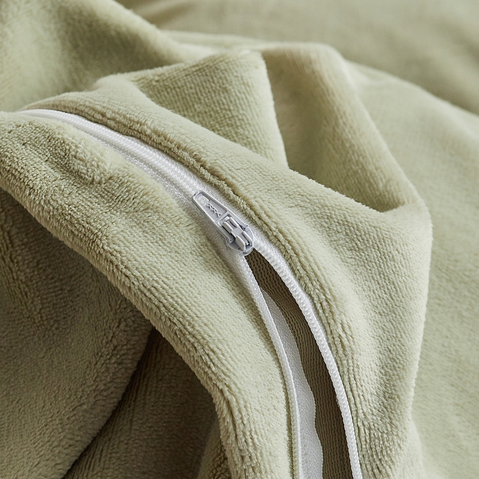 91家纺网 家纺一手货源 找家纺 千朵森 2025新款高克重全消光纯色牛奶绒套件四件套 风格二 绿芙