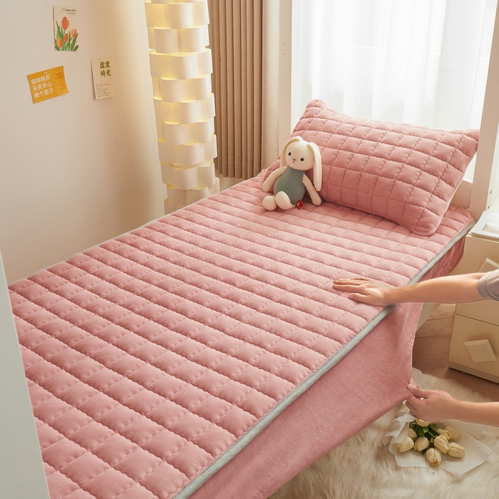 91家纺网 家纺一手货源 找家纺 爱思凯家纺 2025新款初心-牛奶绒学生床笠小号三件套 【初心】床笠-暗粉