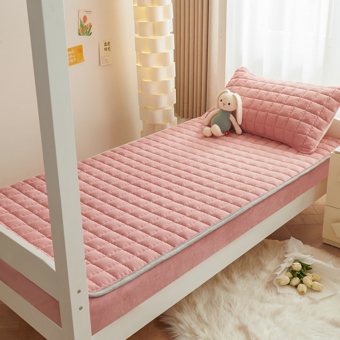 91家纺网 家纺一手货源 找家纺 爱思凯家纺 2025新款初心-牛奶绒学生床笠小号三件套 【初心】床笠-暗粉