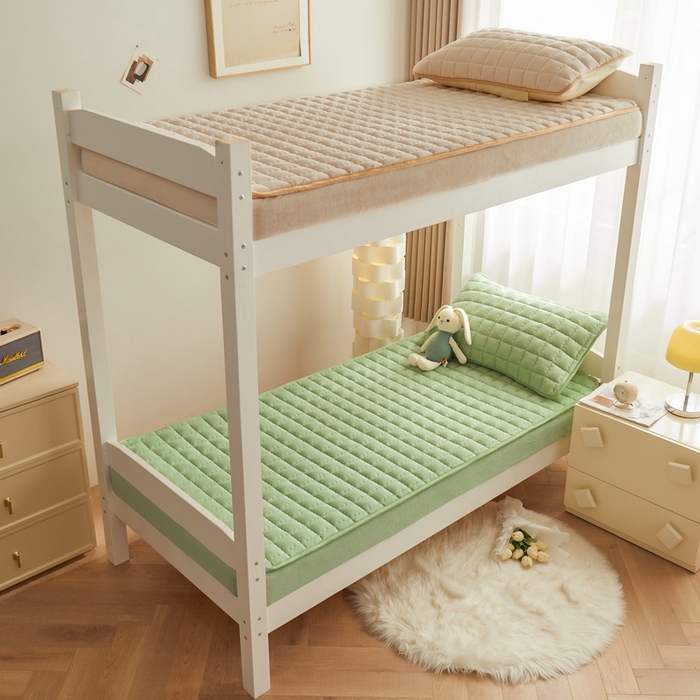 91家纺网 家纺一手货源 找家纺 爱思凯家纺 2025新款初心-牛奶绒学生床笠小号三件套 【初心】床笠-香草绿