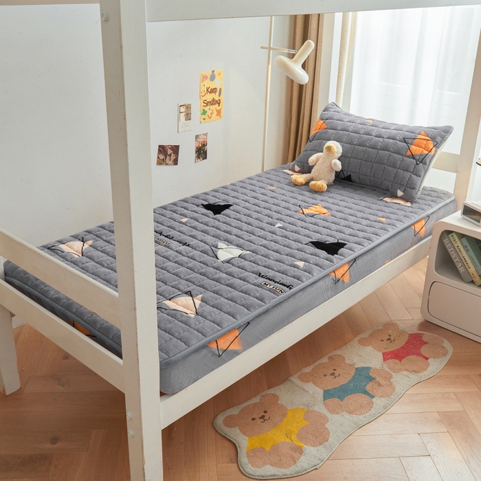 91家纺网 家纺一手货源 找家纺 （总）爱思凯家纺 2025新款初心-牛奶绒学生床笠小号三件套