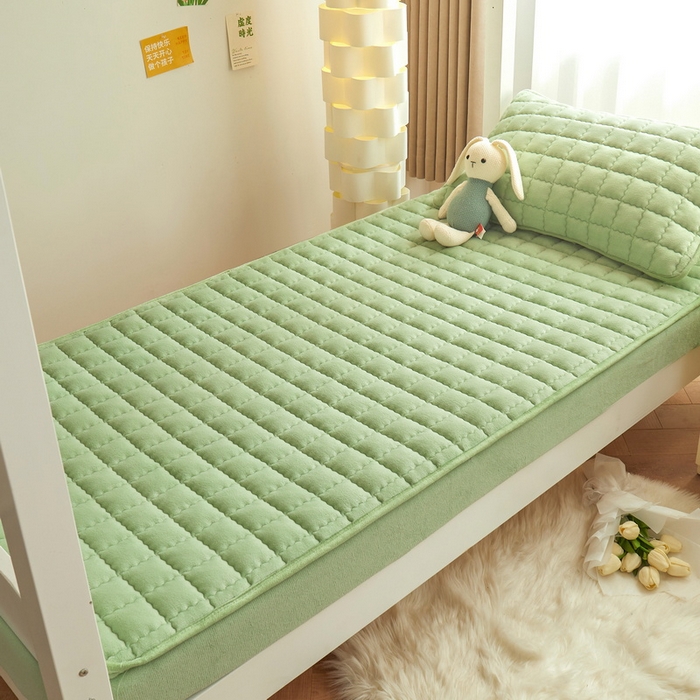 91家纺网 家纺一手货源 找家纺 爱思凯家纺 2025新款初心-牛奶绒学生床笠小号三件套 【初心】床笠-香草绿