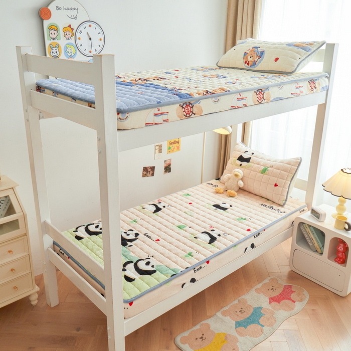 91家纺网 家纺一手货源 找家纺 爱思凯家纺 2025新款初心-牛奶绒学生床笠小号三件套 【初心】床笠-看熊猫