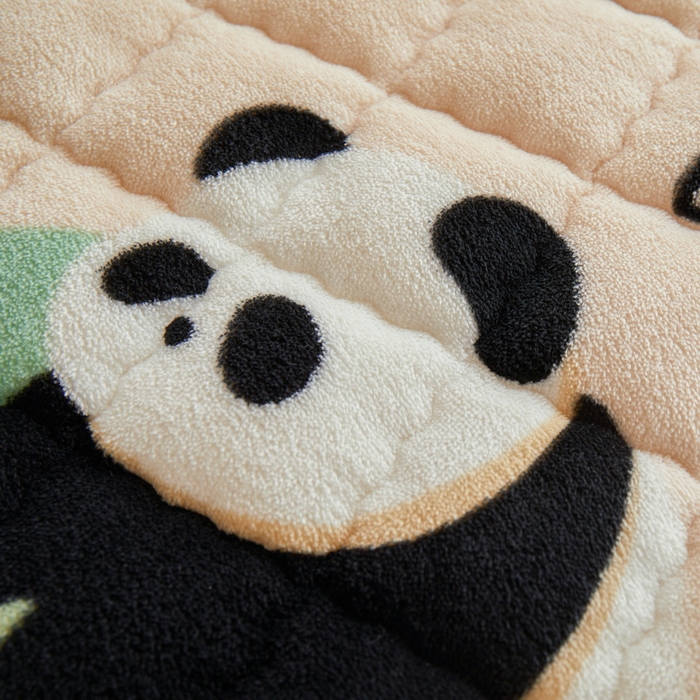 91家纺网 家纺一手货源 找家纺 爱思凯家纺 2025新款初心-牛奶绒学生床笠小号三件套 【初心】床笠-看熊猫