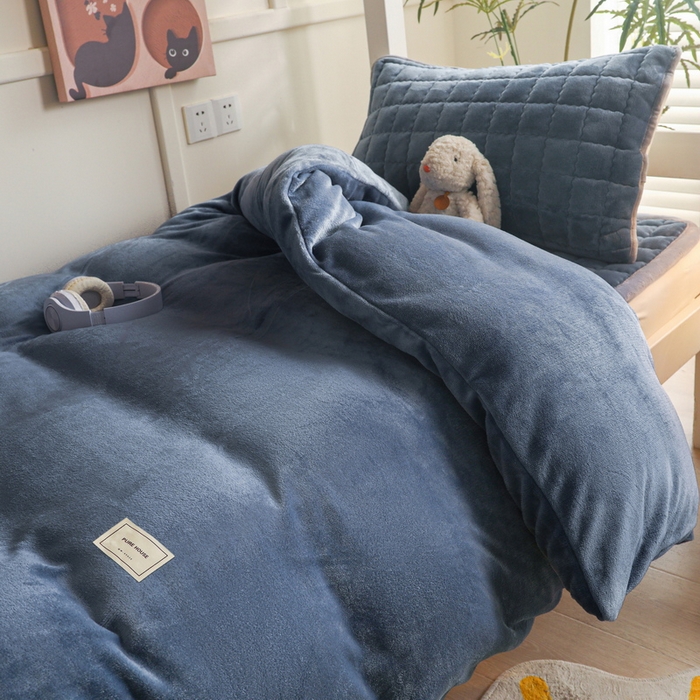 91家纺网 家纺一手货源 找家纺 爱思凯家纺 2025新款初心-牛奶绒学生床笠小号三件套 【初心】床笠-蓝灰