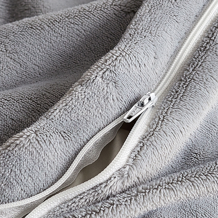 91家纺网 家纺一手货源 找家纺 千朵森 2025新款高克重全消光纯色牛奶绒套件四件套 风格二 太空灰