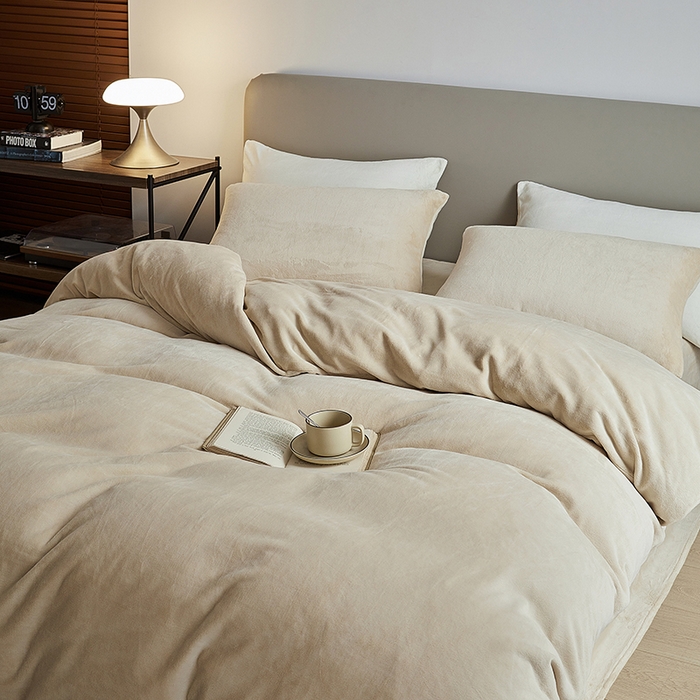 91家纺网 家纺一手货源 找家纺 千朵森 2025新款高克重全消光纯色牛奶绒套件四件套 风格二 郁金香