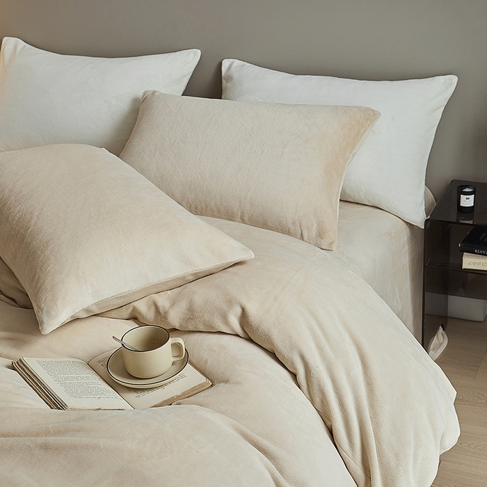 91家纺网 家纺一手货源 找家纺 千朵森 2025新款高克重全消光纯色牛奶绒套件四件套 风格二 郁金香