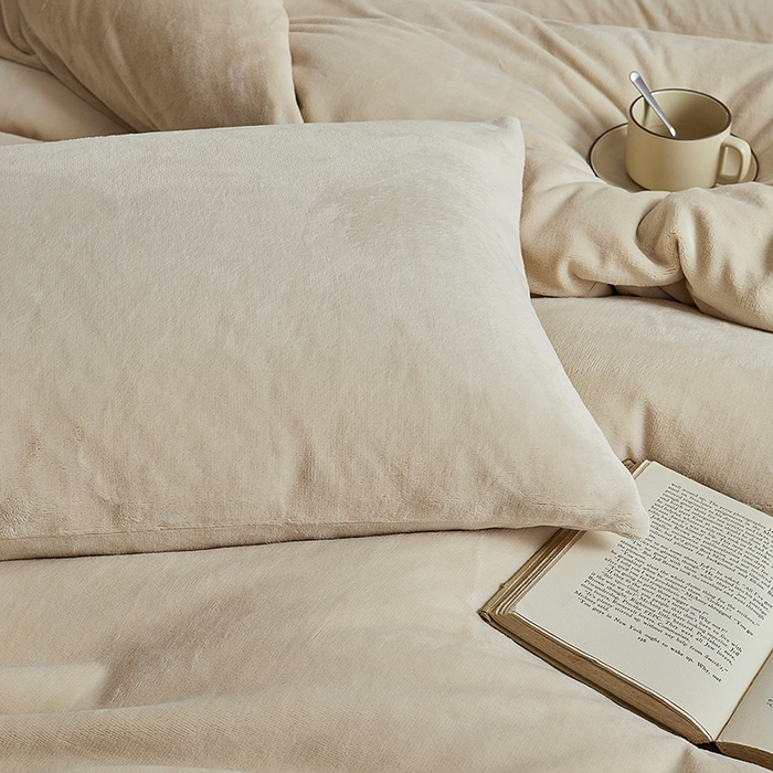 91家纺网 家纺一手货源 找家纺 千朵森 2025新款高克重全消光纯色牛奶绒套件四件套 风格二 郁金香