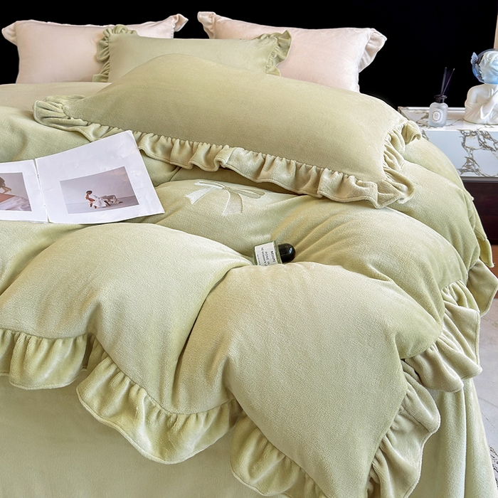 91家纺网 家纺一手货源 找家纺 席之家 2025新款蝴蝶结绣花牛奶绒四件套 蝴蝶结-青柠绿