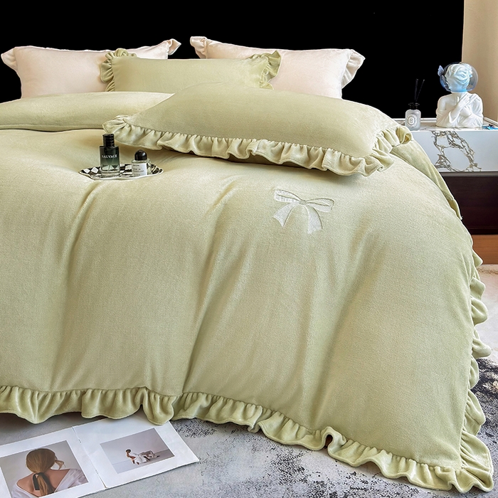 91家纺网 家纺一手货源 找家纺 席之家 2025新款蝴蝶结绣花牛奶绒四件套 蝴蝶结-青柠绿