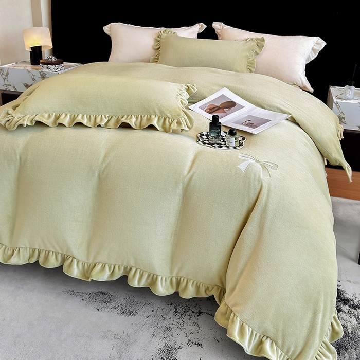 91家纺网 家纺一手货源 找家纺 席之家 2025新款蝴蝶结绣花牛奶绒四件套 蝴蝶结-青柠绿